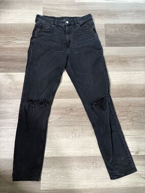 American Eagle Black X-Long Distressed Knee Jeans